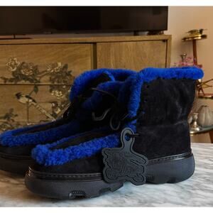 Burberry NWT Blue/Black Shearling Embellished Suede Creeper Boot